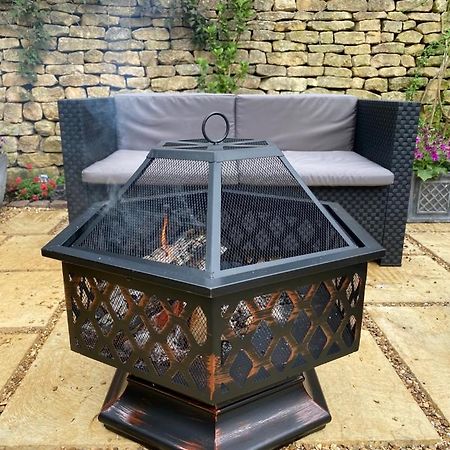 2 Bedroom Cottage Chipping Campden Buitenkant foto