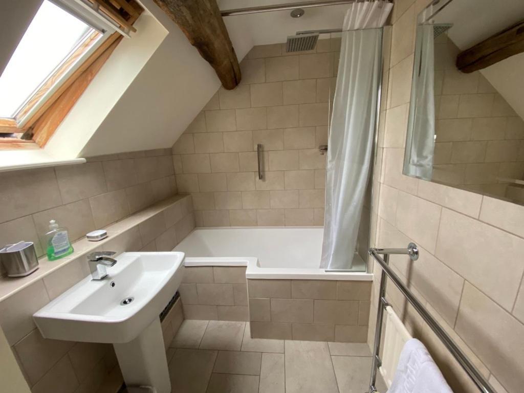 2 Bedroom Cottage Chipping Campden Buitenkant foto